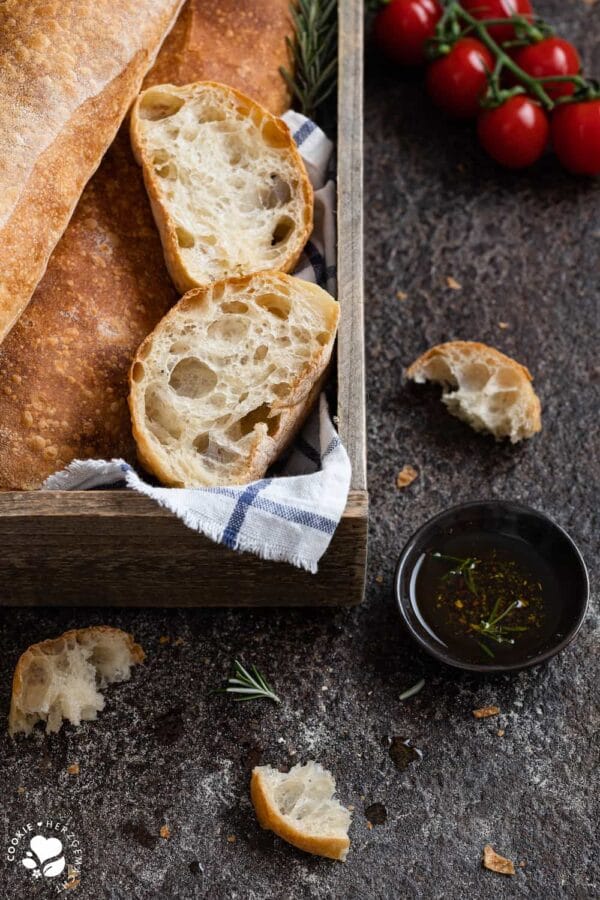 Ciabatta aus For the love of Bread – Zeit für gutes Brot von Sonja Bauer.